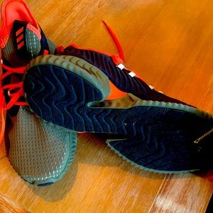 Men’s adidas running/workout shoes size 11 1/2